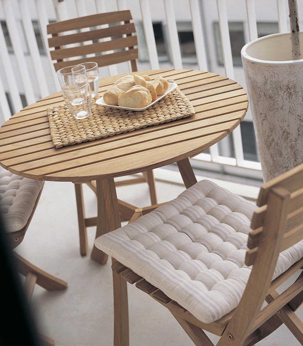 Classic wooden chair 3