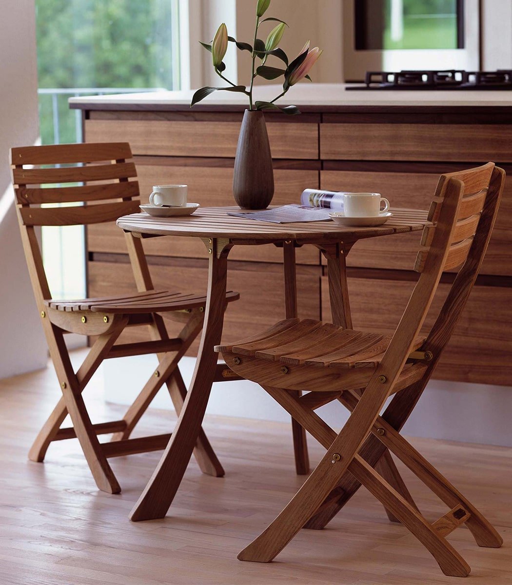 Classic wooden chair 4